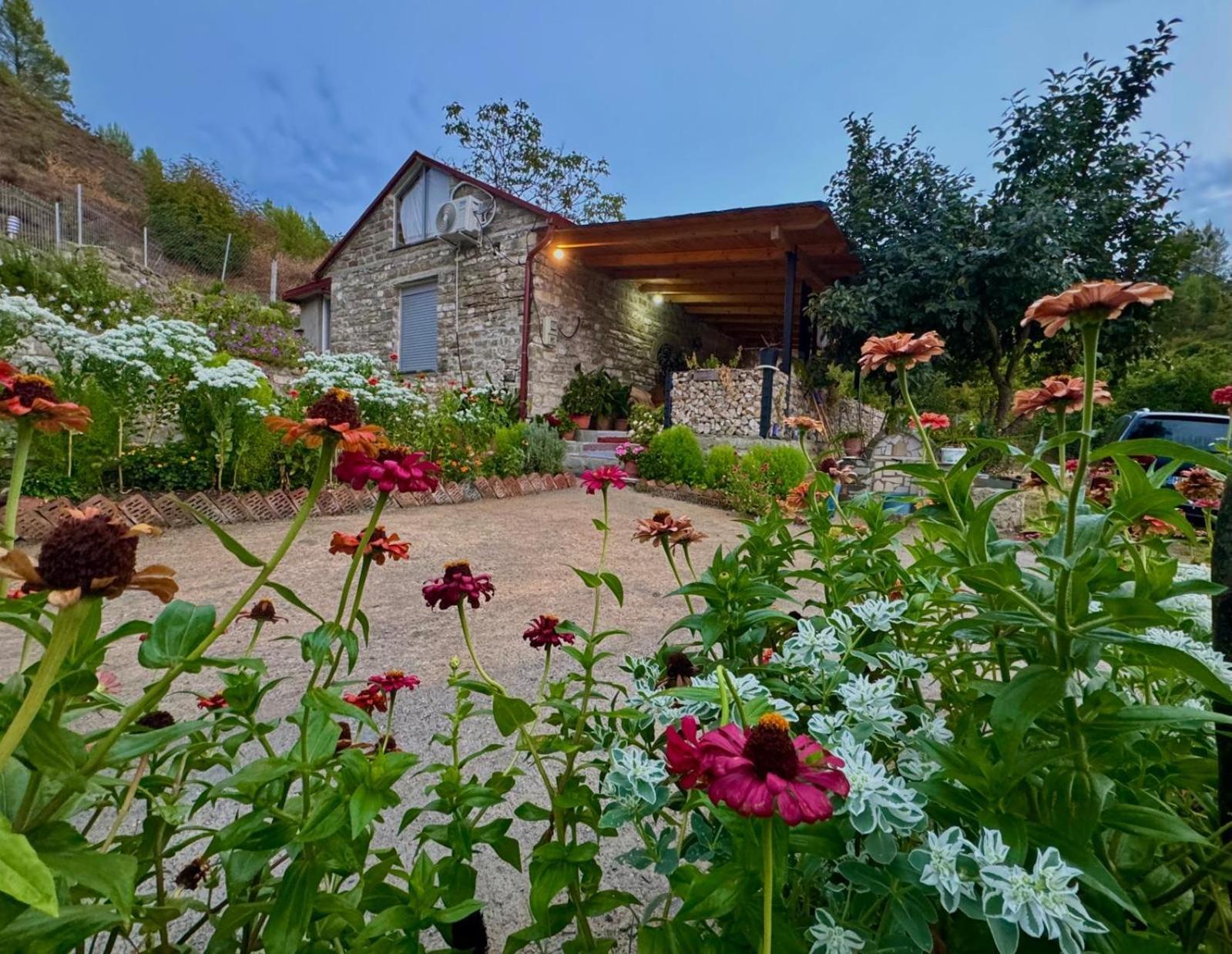 Stone House Kelcyre Exterior foto